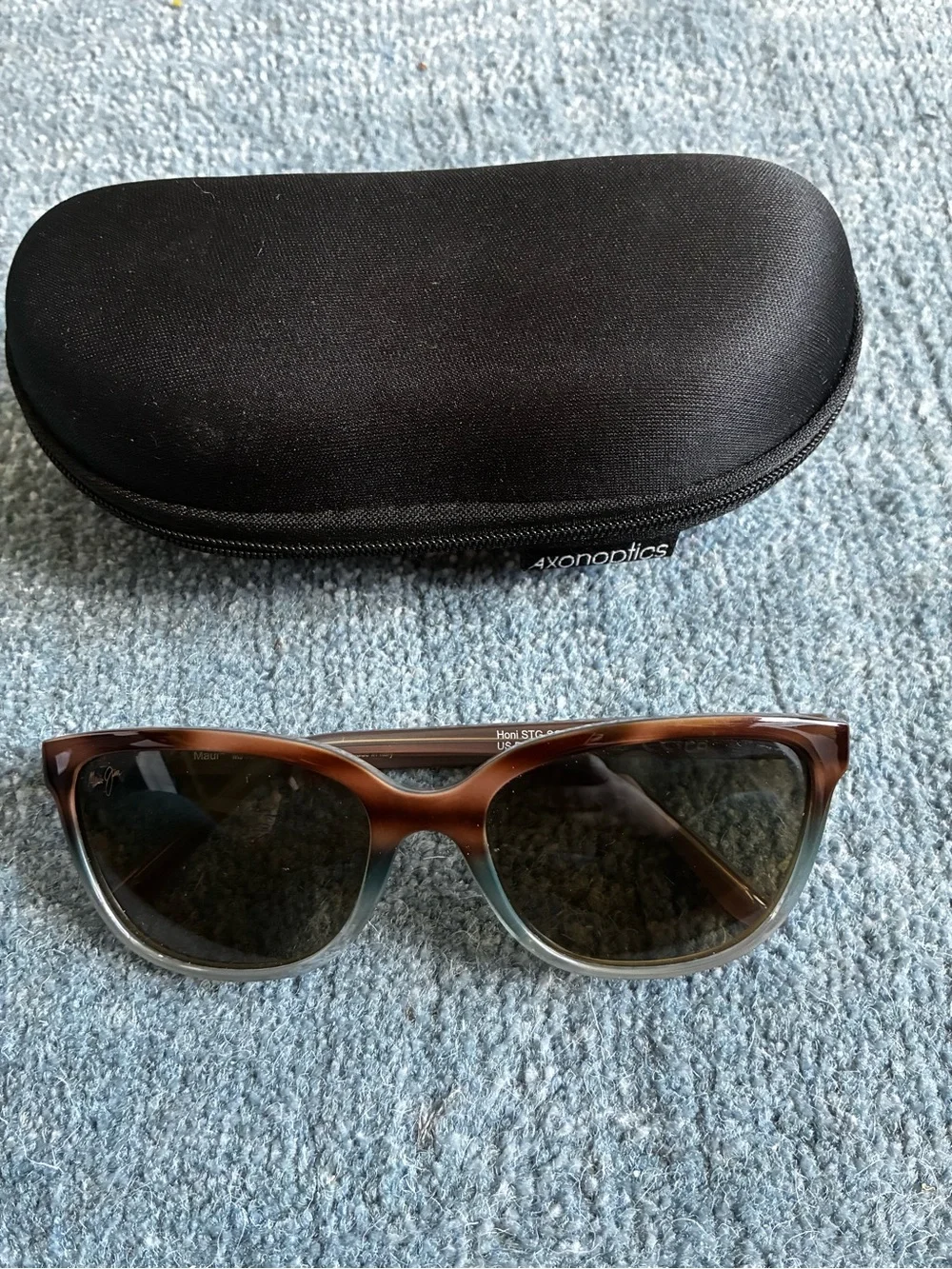 Maui Jim Tortoise Gradient Wayfarer Sunglasses